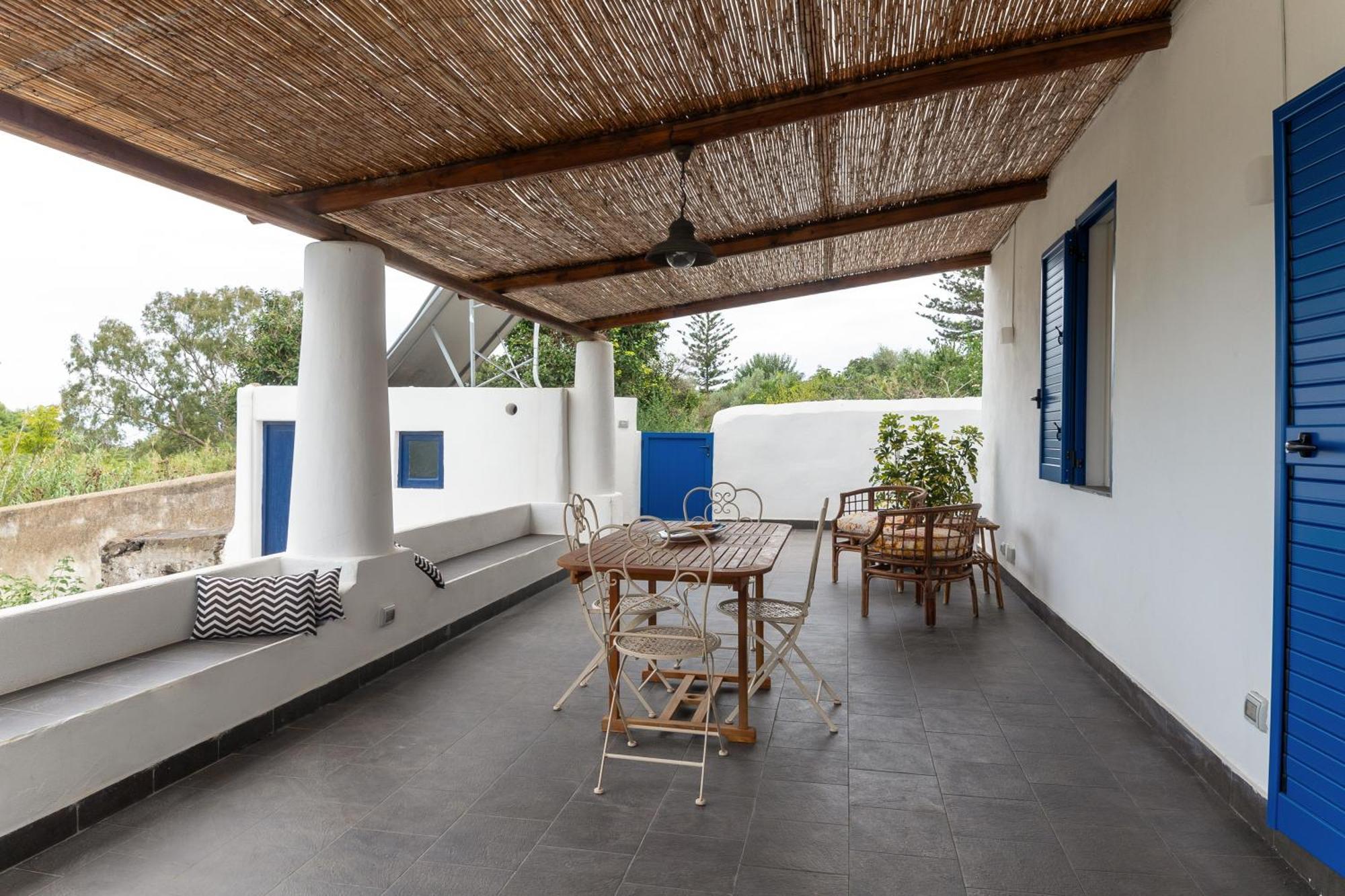 La Casa Del Geologo Apartment Stromboli Exterior photo